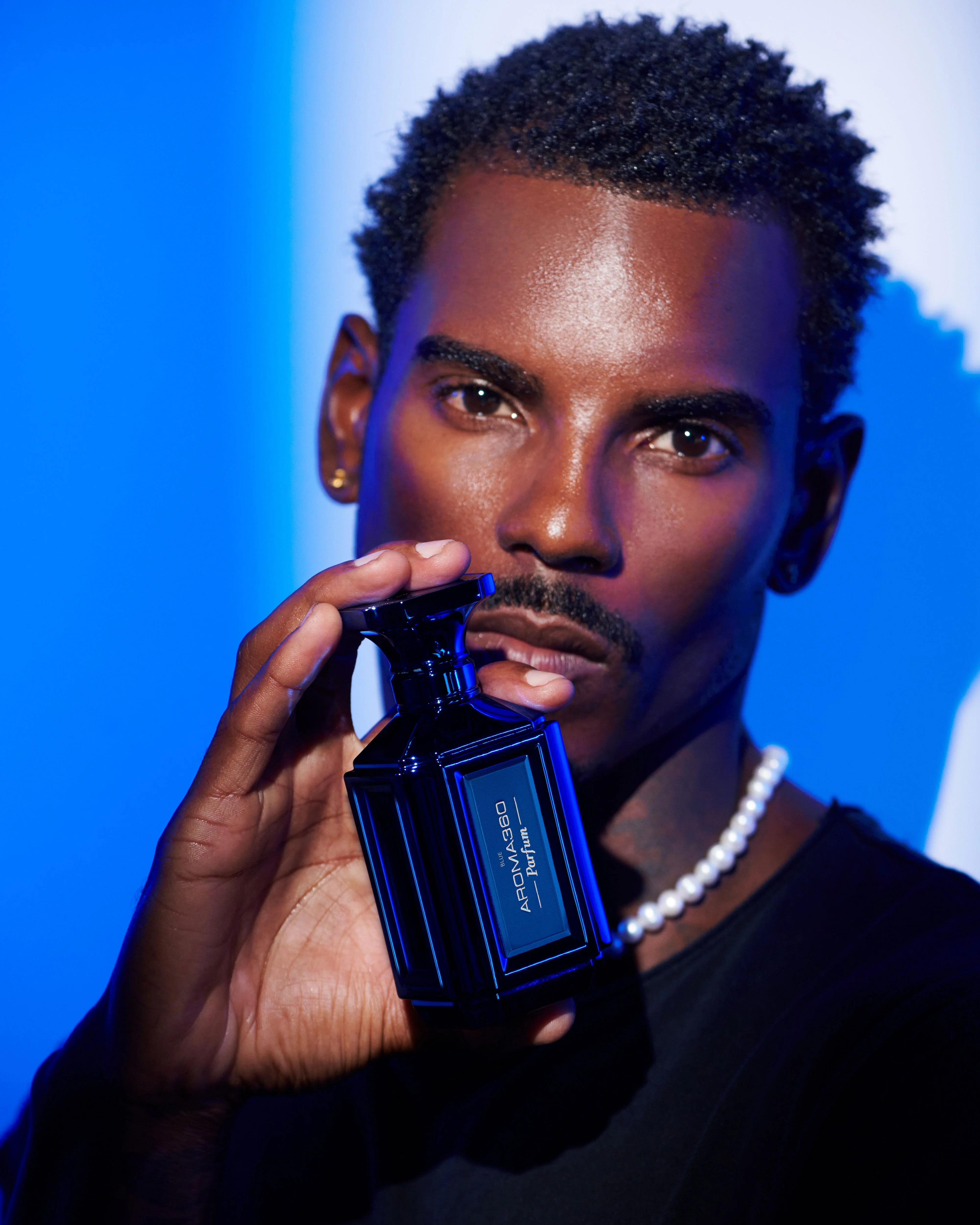 Blue - Image 7