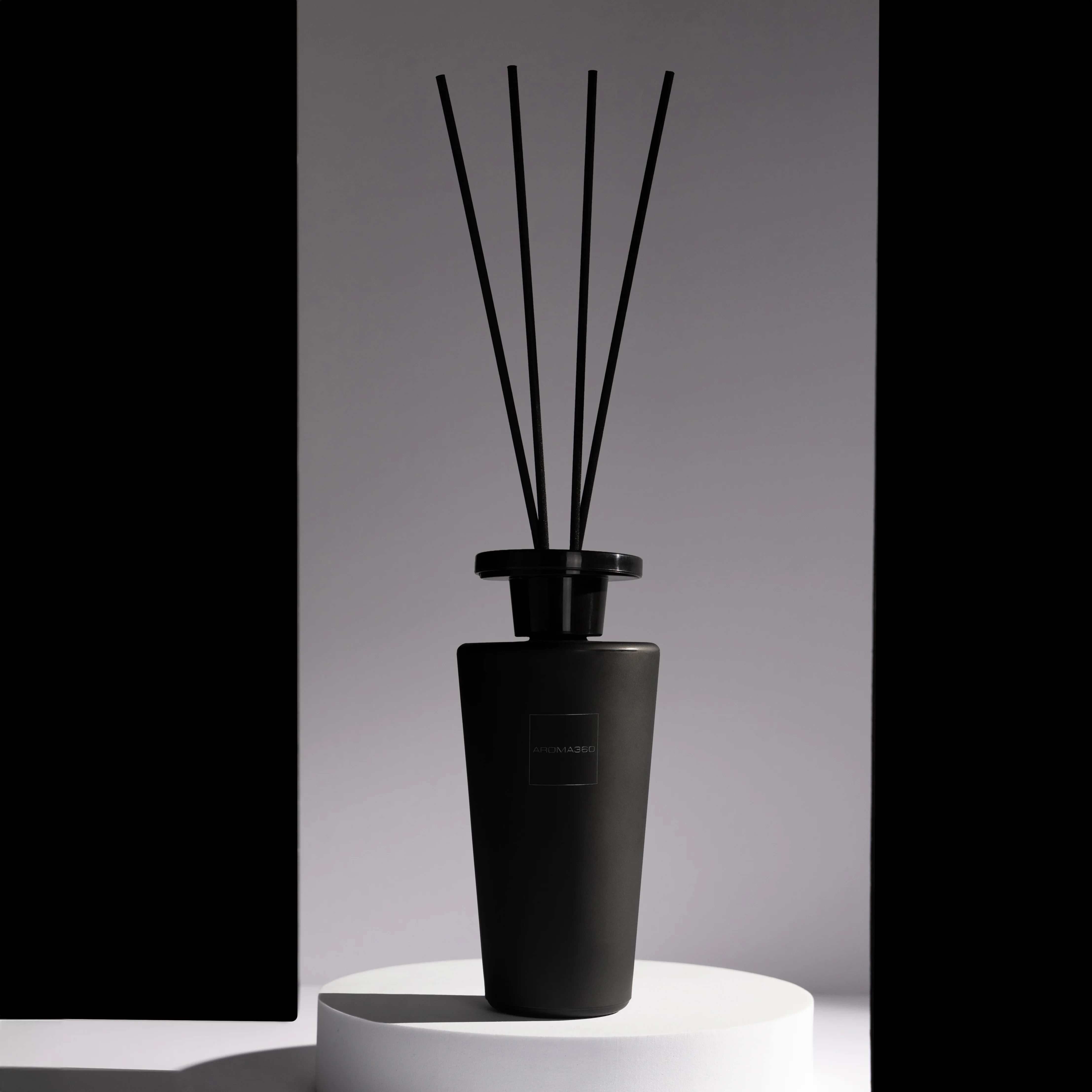 Iris 500mL Reed Diffuser - Image 9