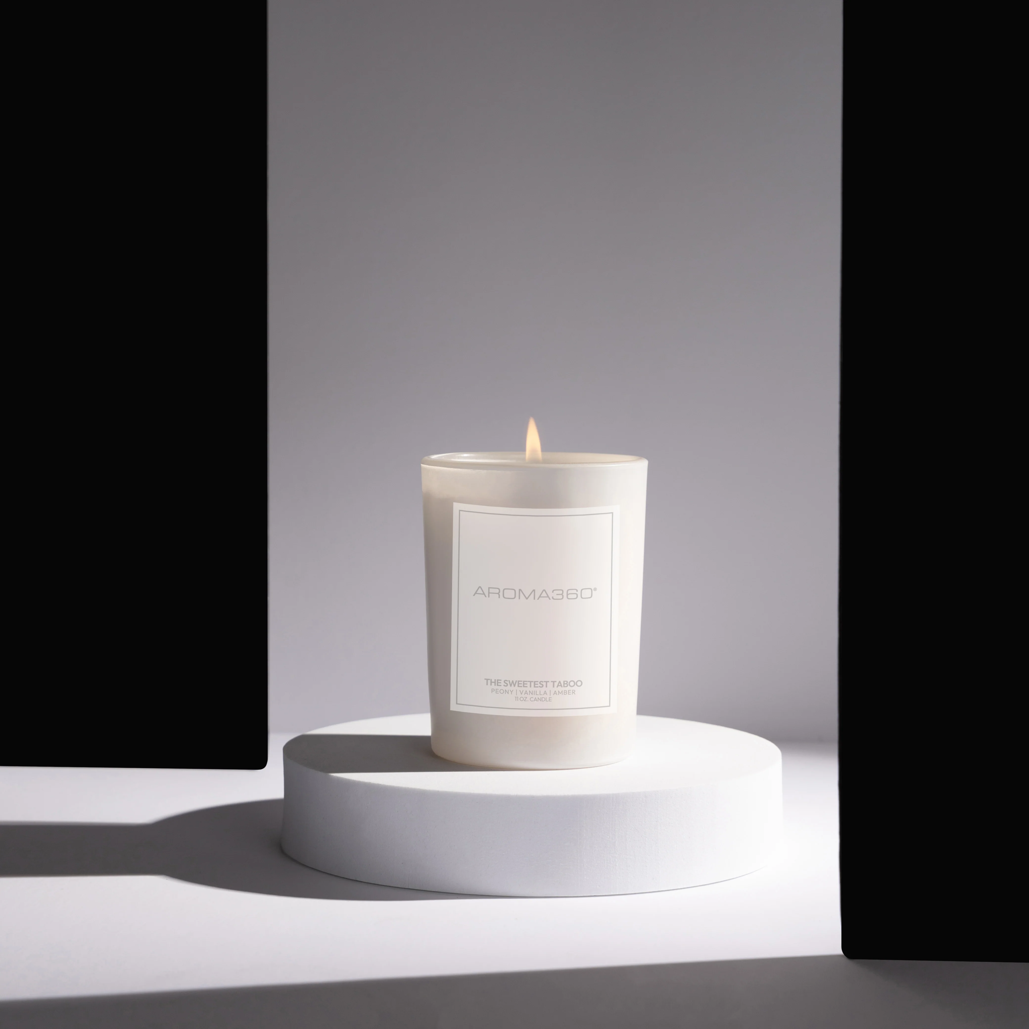 Sweetest Taboo Single-Wick Candle - Image 6
